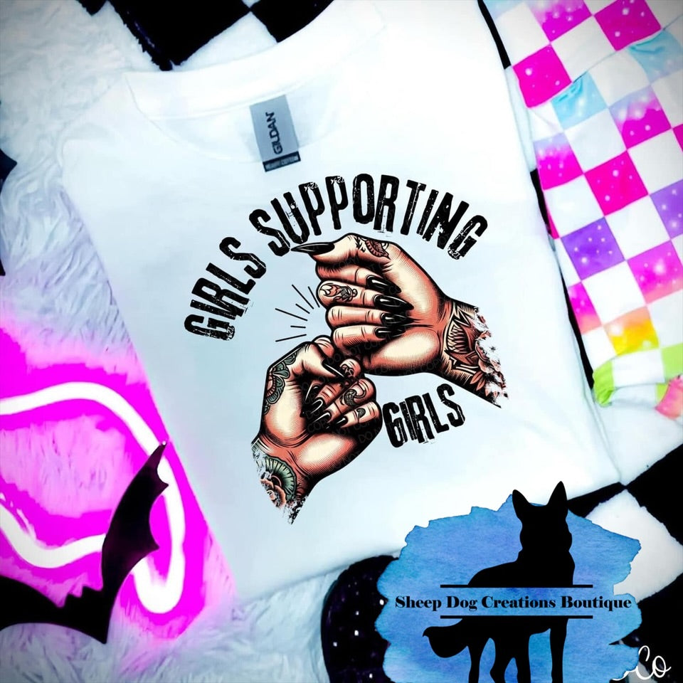 Girls supporting girls